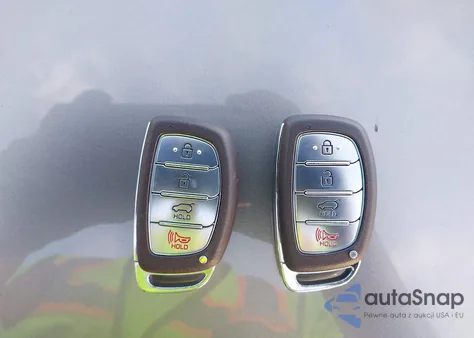 2018 Hyundai Ioniq Hybrid Limited from USA, damaged, VIN KMHC05LC8JU071808